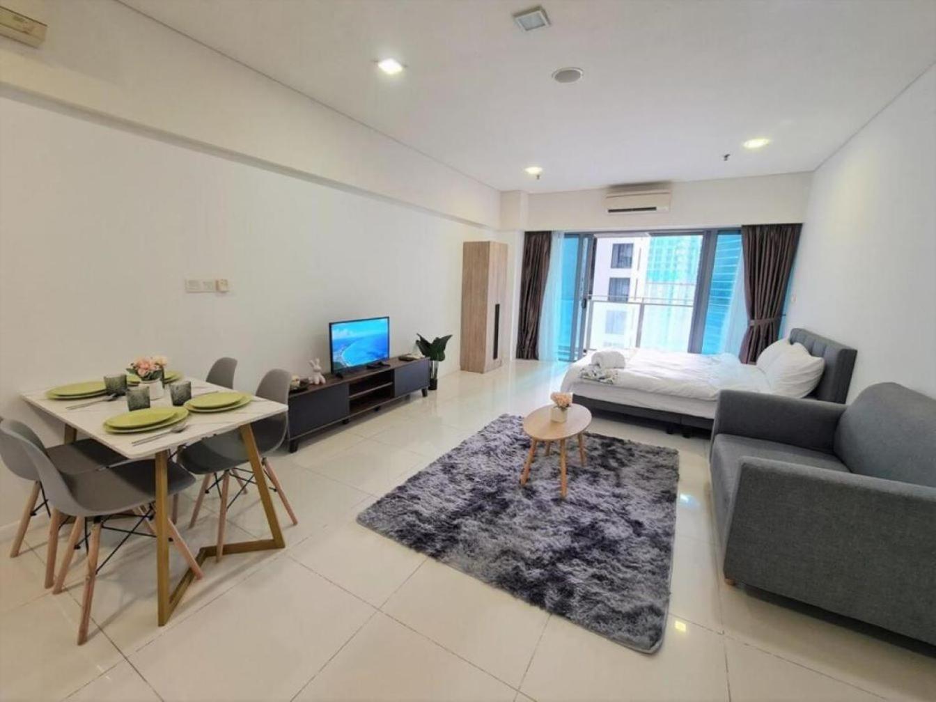 Mercu Summer Suites Klcc By Comfort Suites Куала-Лумпур Екстер'єр фото