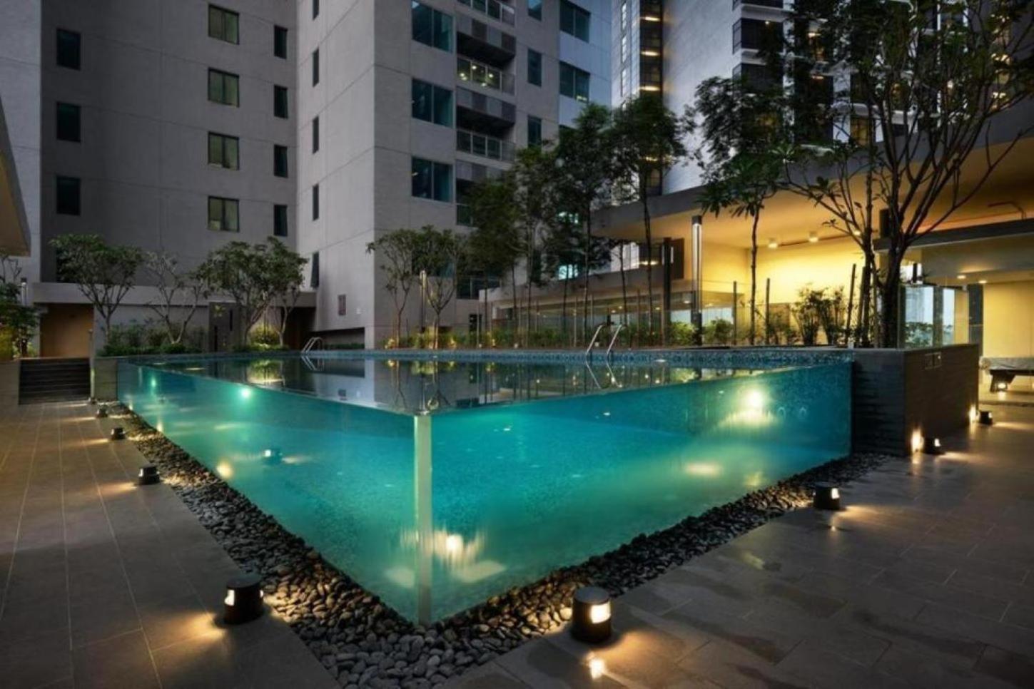 Mercu Summer Suites Klcc By Comfort Suites Куала-Лумпур Екстер'єр фото